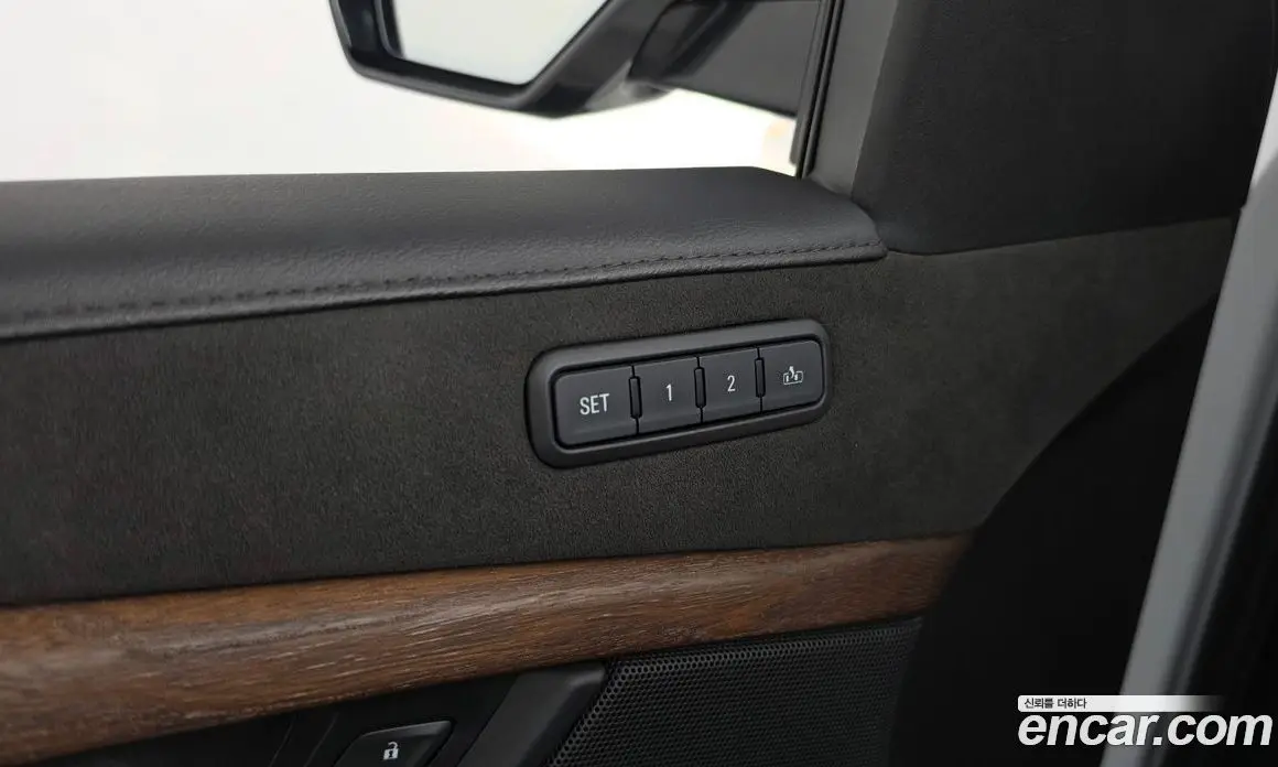 Cadillac Escalade 2018 6.2 автомат (гидро), фото 37 Cadillac Escalade 2018 6.2 автомат (гидро), фото 37
