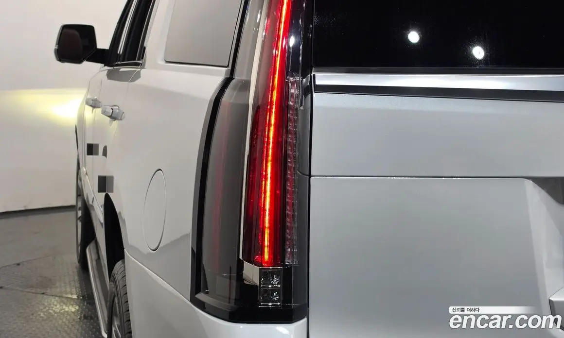 Cadillac Escalade 2018 6.2 автомат (гидро), фото 9 Cadillac Escalade 2018 6.2 автомат (гидро), фото 9