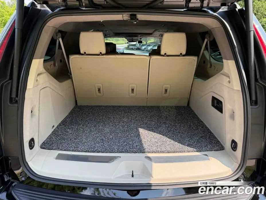Cadillac Escalade 2024 6.2 автомат (гидро), фото 18 Cadillac Escalade 2024 6.2 автомат (гидро), фото 18