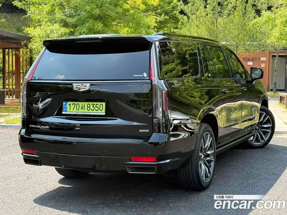 Cadillac Escalade 2024 6.2 автомат (гидро), фото 4 Cadillac Escalade 2024 6.2 автомат (гидро), фото 4