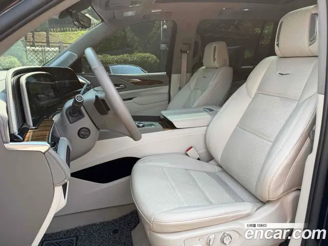 Cadillac Escalade 2024 6.2 автомат (гидро), миниатюра 10 Cadillac Escalade 2024 6.2 автомат (гидро), миниатюра 10