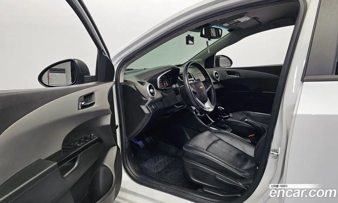 Chevrolet Aveo 2017 1.4 механика, фото 13 Chevrolet Aveo 2017 1.4 механика, фото 13