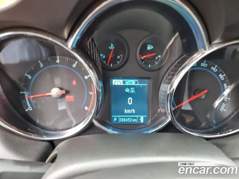 Chevrolet Cruze 2014 1.4 автомат (гидро), фото 8 Chevrolet Cruze 2014 1.4 автомат (гидро), фото 8