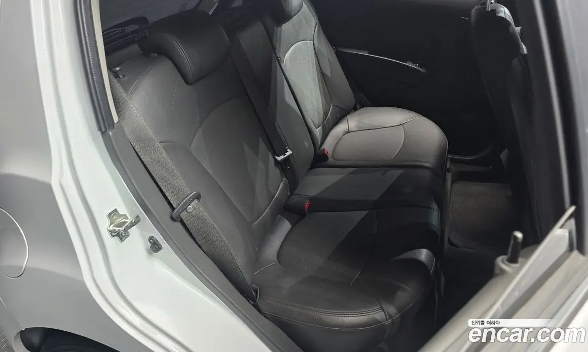 Chevrolet Spark 2015 1.0 автомат (гидро), фото 17 Chevrolet Spark 2015 1.0 автомат (гидро), фото 17