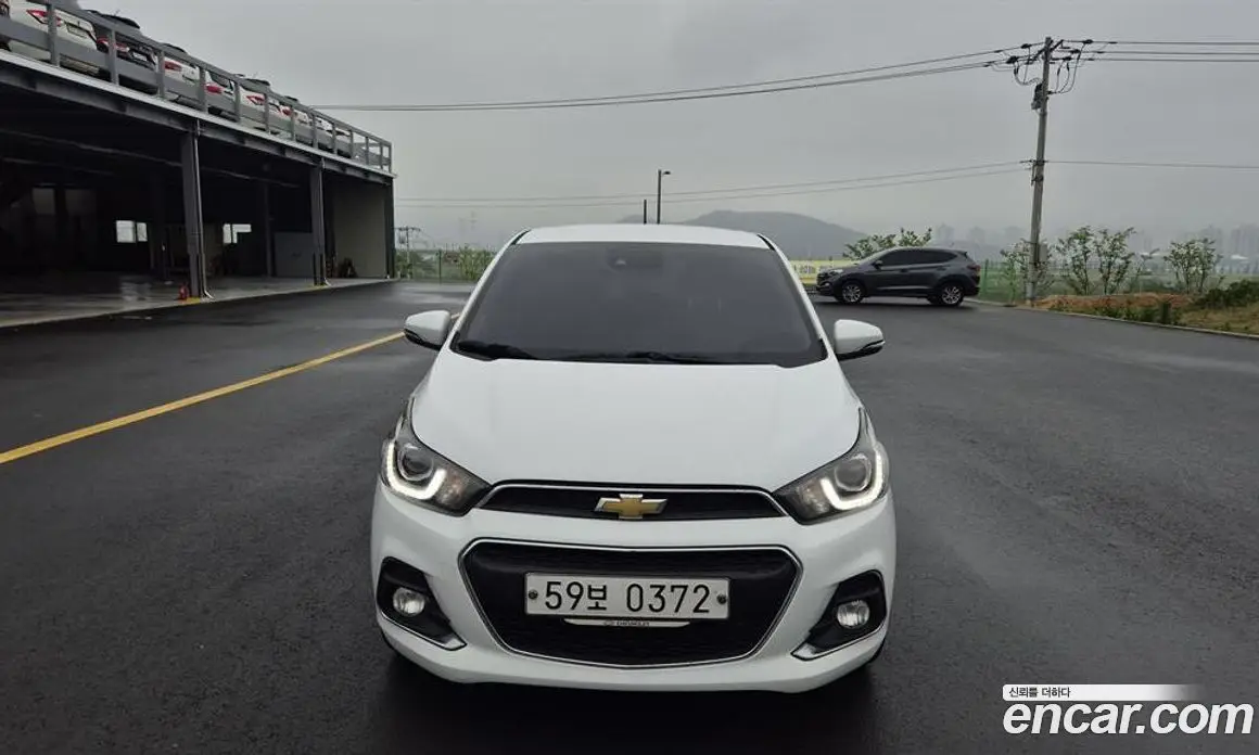 Chevrolet Spark 2016 1.0 автомат (вариатор), фото 1 Chevrolet Spark 2016 1.0 автомат (вариатор), фото 1