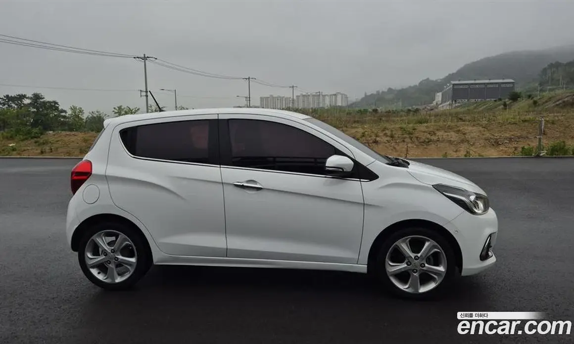 Chevrolet Spark 2016 1.0 автомат (вариатор), фото 11 Chevrolet Spark 2016 1.0 автомат (вариатор), фото 11