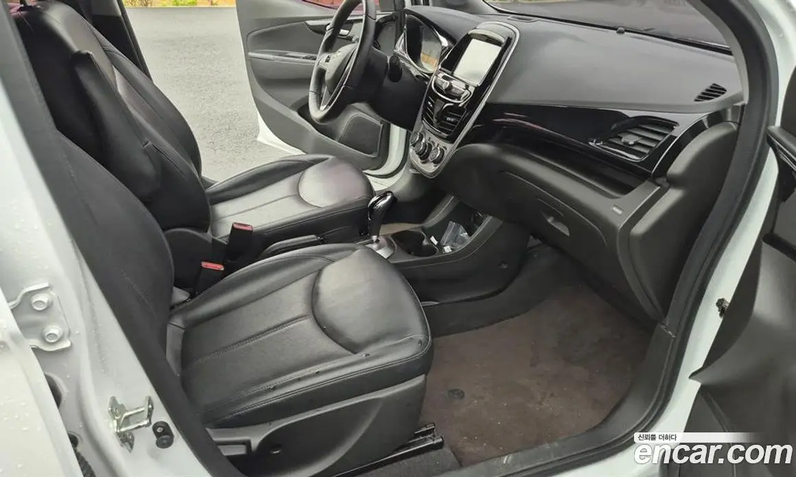 Chevrolet Spark 2016 1.0 автомат (вариатор), фото 14 Chevrolet Spark 2016 1.0 автомат (вариатор), фото 14