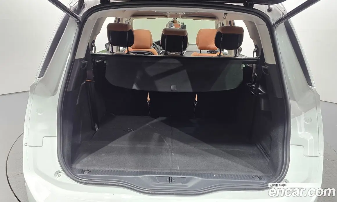 Citroen C4 Picasso 2018 1.6 автомат (гидро), фото 25 Citroen C4 Picasso 2018 1.6 автомат (гидро), фото 25