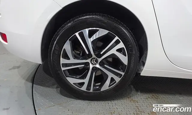 Citroen C4 Picasso 2018 1.6 автомат (гидро), миниатюра 5 Citroen C4 Picasso 2018 1.6 автомат (гидро), миниатюра 5