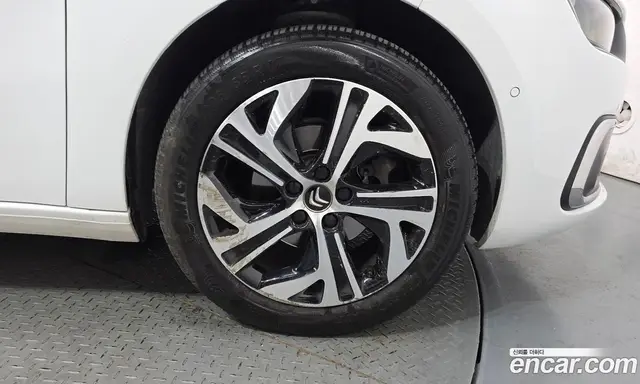 Citroen C4 Picasso 2018 1.6 автомат (гидро), миниатюра 7 Citroen C4 Picasso 2018 1.6 автомат (гидро), миниатюра 7