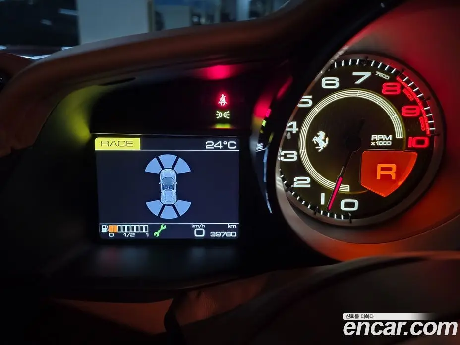 Ferrari 488 2018 3.9 автомат (гидро), фото 19 Ferrari 488 2018 3.9 автомат (гидро), фото 19
