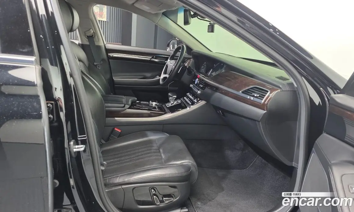 Genesis EQ900 2016 3.8 автомат (гидро), фото 11 Genesis EQ900 2016 3.8 автомат (гидро), фото 11