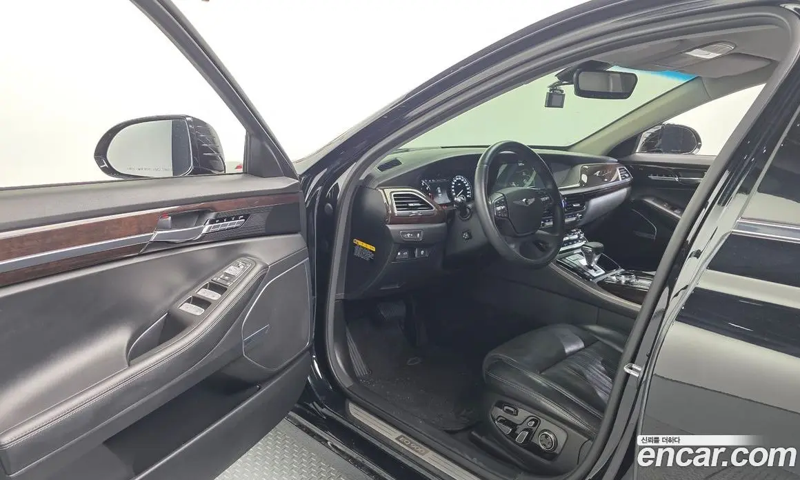 Genesis EQ900 2016 3.8 автомат (гидро), фото 10 Genesis EQ900 2016 3.8 автомат (гидро), фото 10