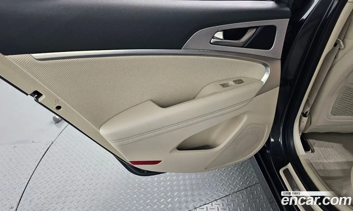 Genesis G70 2021 2.0 автомат (гидро), фото 15