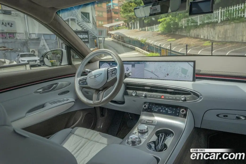 Genesis GV70 2024 2.5 автомат (гидро), фото 6