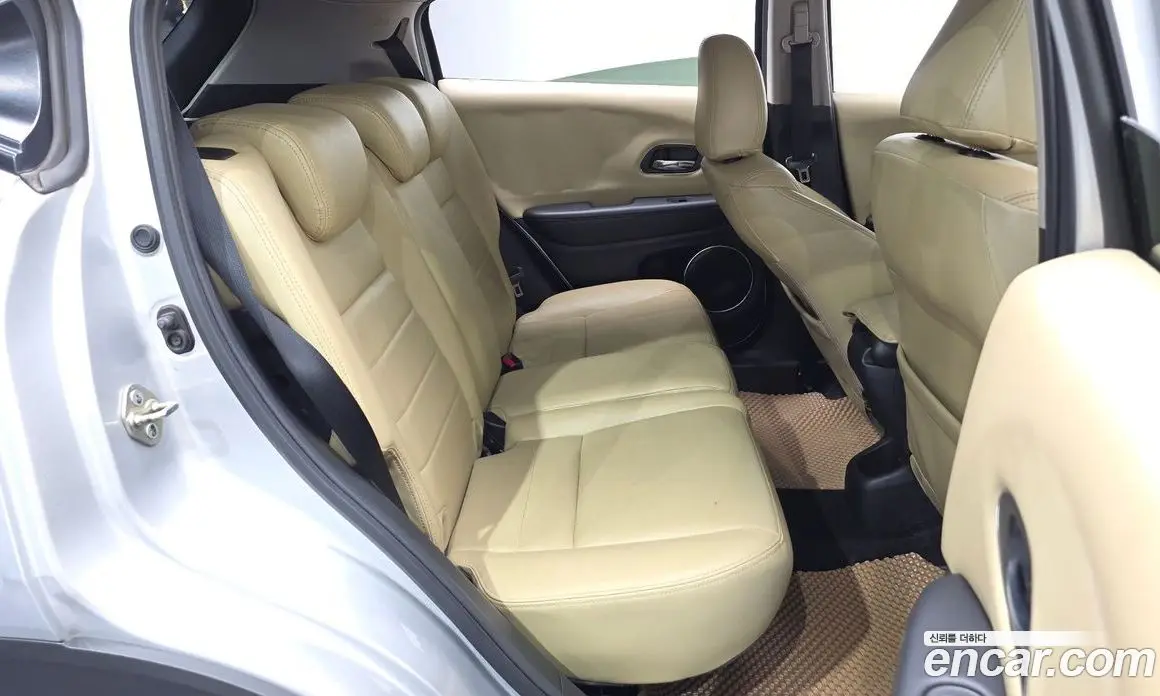 Honda HR-V 2016 1.8 автомат (гидро), фото 12