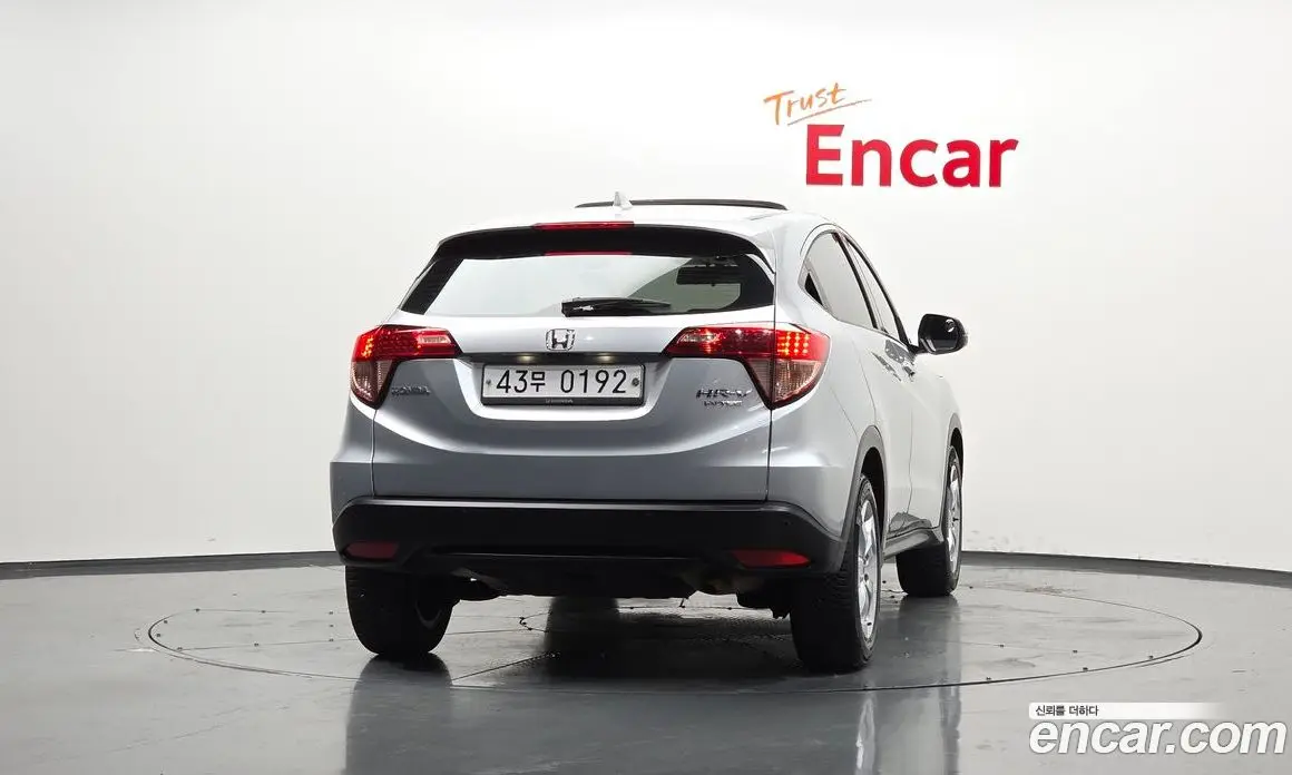 Honda HR-V 2016 1.8 автомат (гидро), фото 4