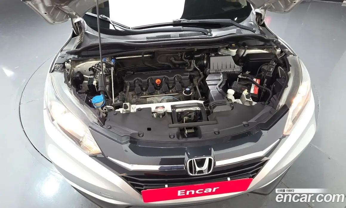 Honda HR-V 2016 1.8 автомат (гидро), фото 6