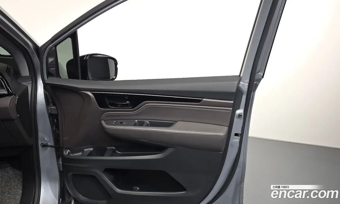 Honda Odyssey 2018 3.5 автомат (гидро), фото 15 Honda Odyssey 2018 3.5 автомат (гидро), фото 15