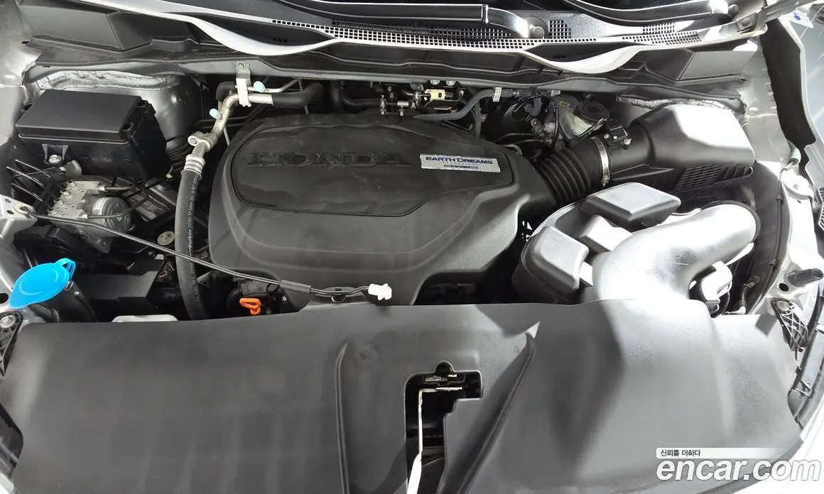 Honda Odyssey 2018 3.5 автомат (гидро), фото 6 Honda Odyssey 2018 3.5 автомат (гидро), фото 6