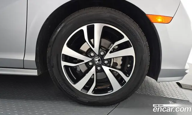 Honda Odyssey 2018 3.5 автомат (гидро), миниатюра 7 Honda Odyssey 2018 3.5 автомат (гидро), миниатюра 7