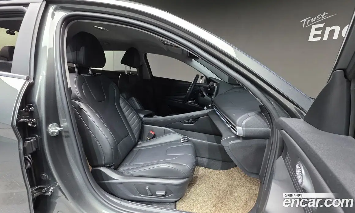 Hyundai Avante 2022 1.6 автомат (гидро), фото 13 Hyundai Avante 2022 1.6 автомат (гидро), фото 13