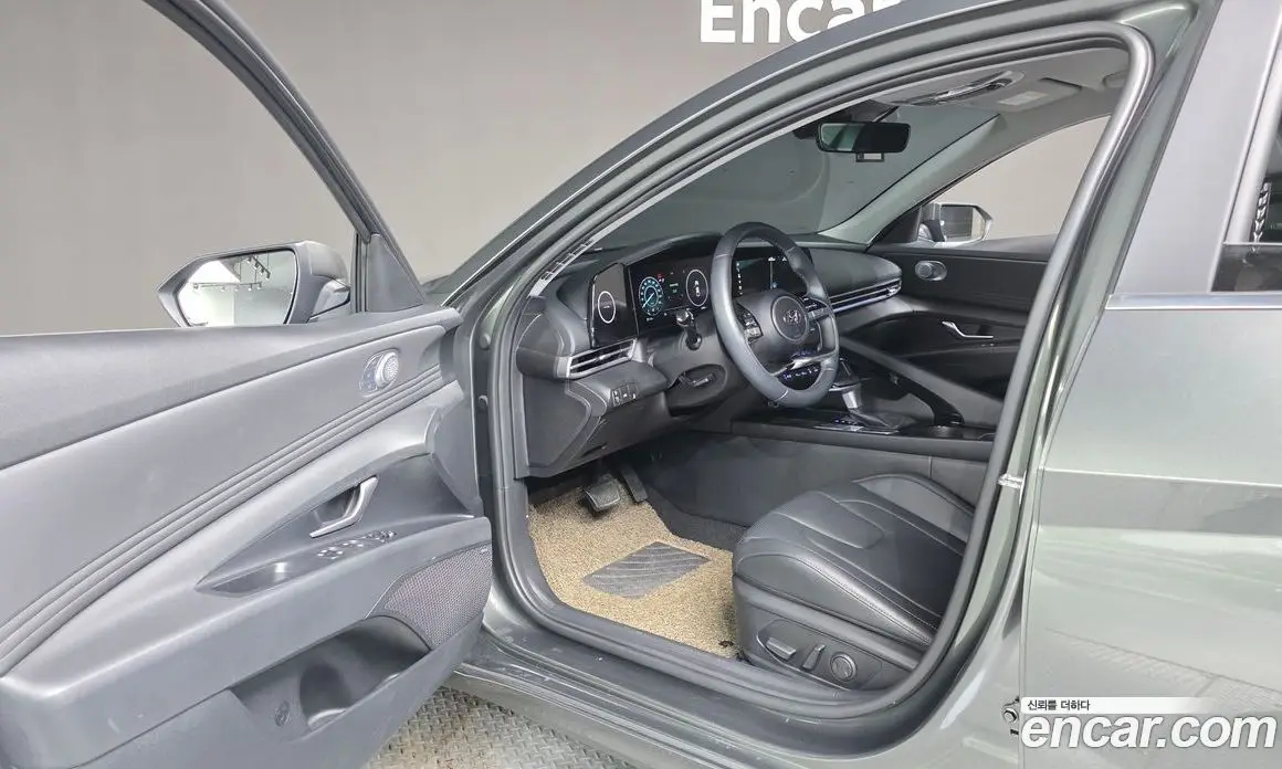 Hyundai Avante 2022 1.6 автомат (гидро), фото 17 Hyundai Avante 2022 1.6 автомат (гидро), фото 17