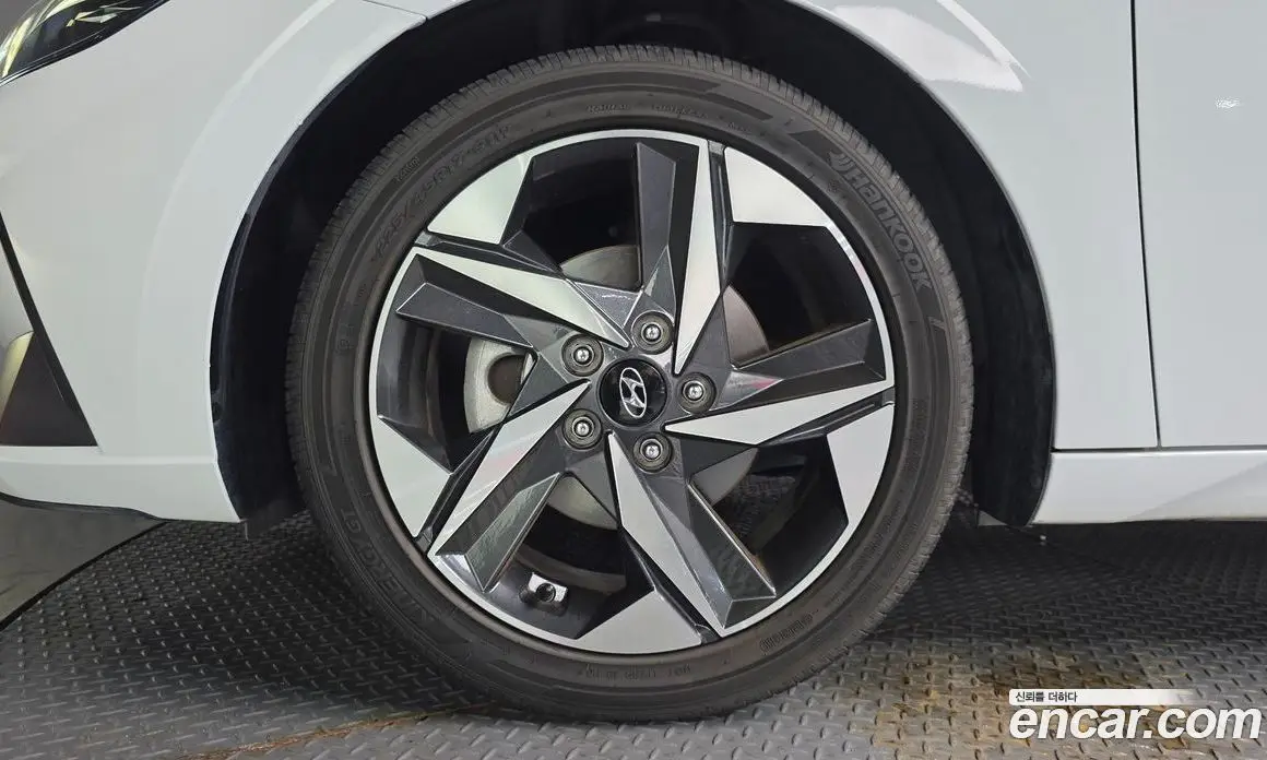 Hyundai Avante 2022 1.6 автомат (гидро), фото 5 Hyundai Avante 2022 1.6 автомат (гидро), фото 5