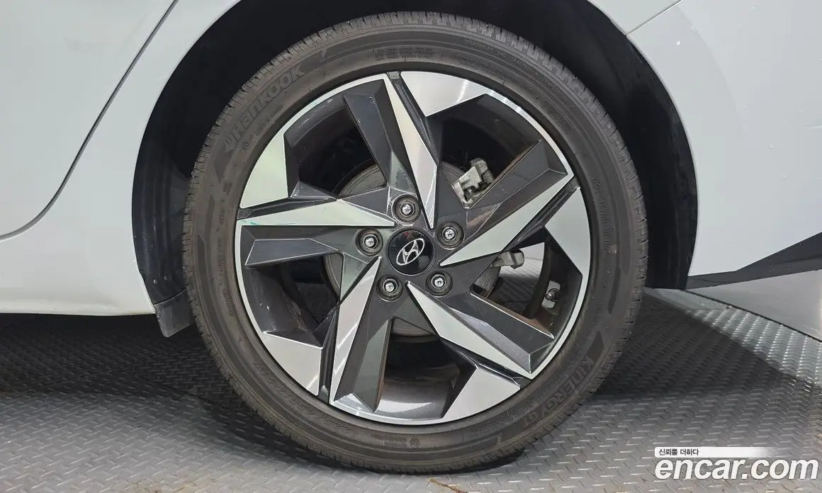 Hyundai Avante 2022 1.6 автомат (гидро), фото 7 Hyundai Avante 2022 1.6 автомат (гидро), фото 7