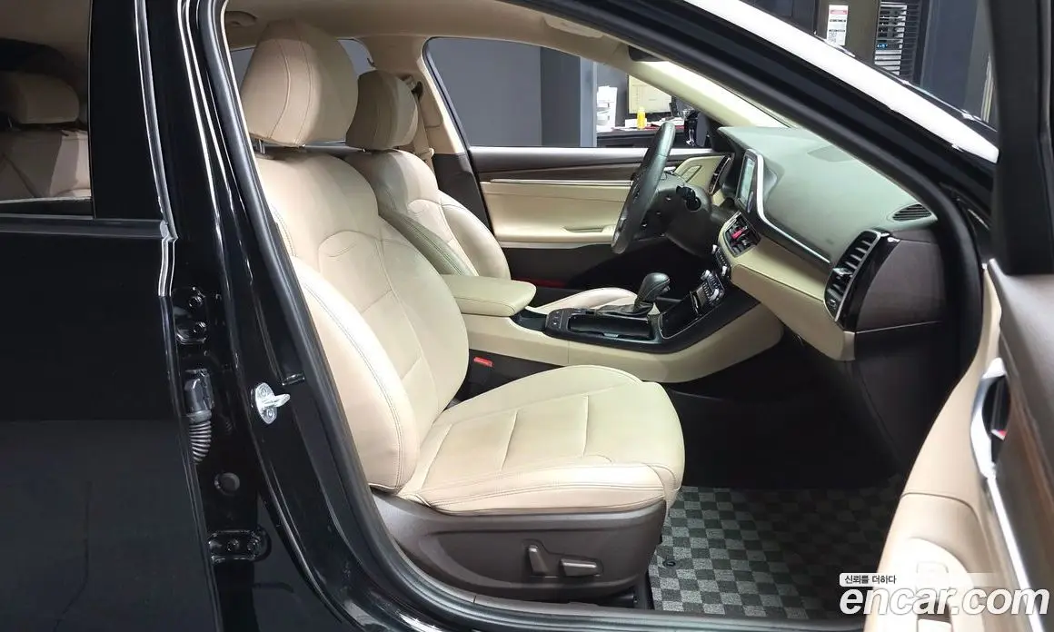 Hyundai Grandeur 2017 3.0 автомат (гидро), фото 11 Hyundai Grandeur 2017 3.0 автомат (гидро), фото 11