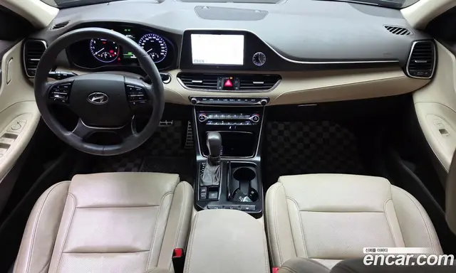 Hyundai Grandeur 2017 3.0 автомат (гидро), миниатюра 7 Hyundai Grandeur 2017 3.0 автомат (гидро), миниатюра 7