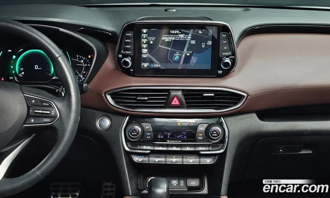Hyundai Santa Fe 2019 2.0 автомат (гидро), фото 15 Hyundai Santa Fe 2019 2.0 автомат (гидро), фото 15