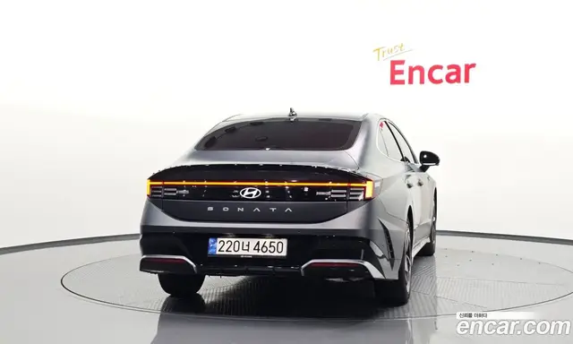 Hyundai Sonata 2024 2.0 автомат (гидро), миниатюра 4 Hyundai Sonata 2024 2.0 автомат (гидро), миниатюра 4