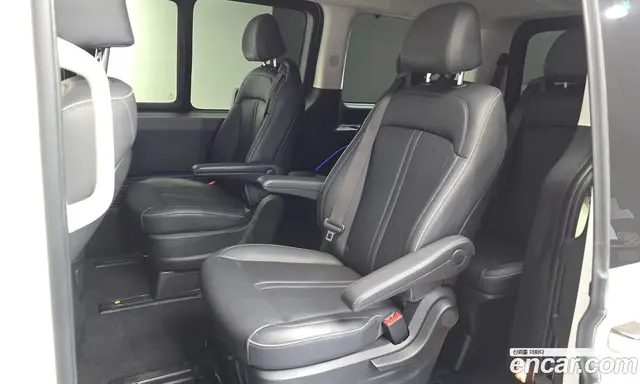 Hyundai Staria 2022 2.2 автомат (гидро), миниатюра 11