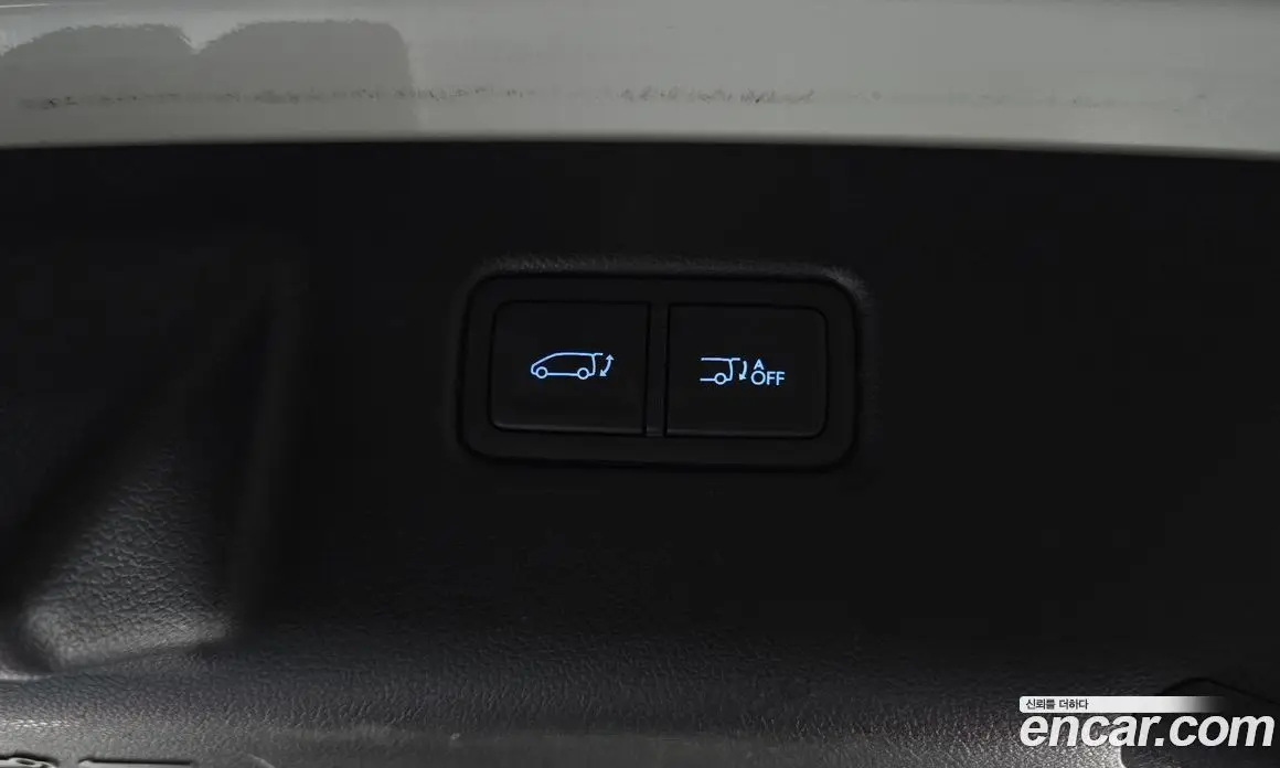 Hyundai Staria 2022 2.2 автомат (гидро), фото 17