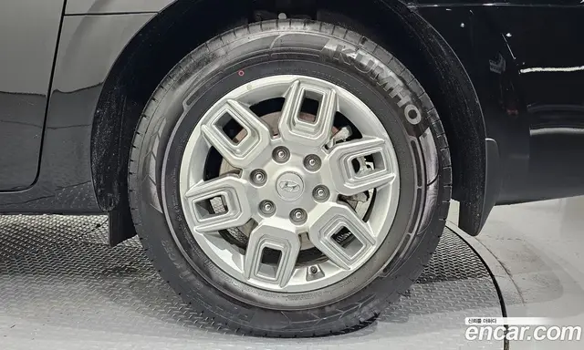Hyundai Staria 2023 2.2 автомат (гидро), миниатюра 7