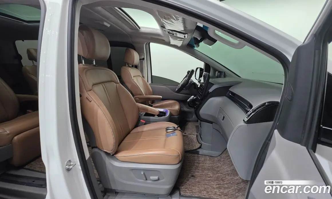 Hyundai Staria 2025 2.2 автомат (гидро), фото 16 Hyundai Staria 2025 2.2 автомат (гидро), фото 16
