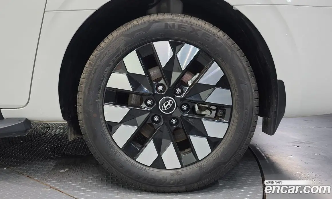 Hyundai Staria 2025 2.2 автомат (гидро), фото 7 Hyundai Staria 2025 2.2 автомат (гидро), фото 7