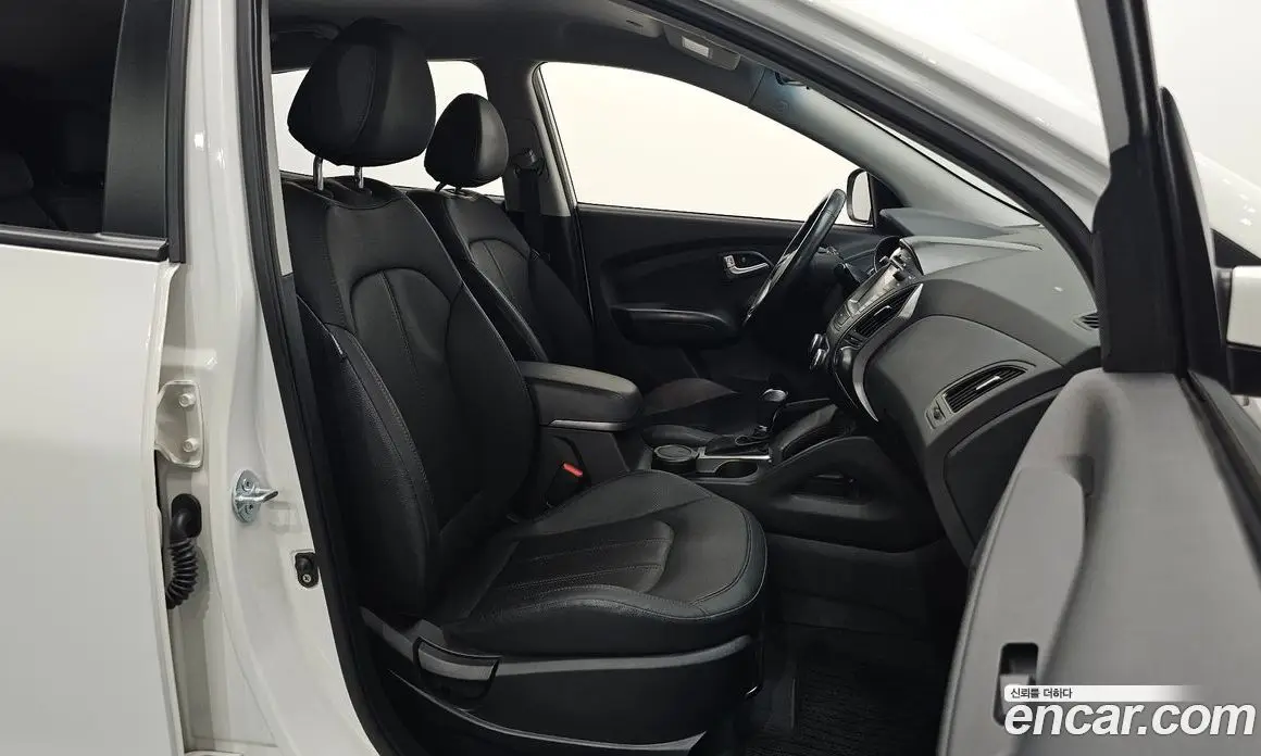 Hyundai Tucson 2013 2.0 автомат (гидро), фото 10 Hyundai Tucson 2013 2.0 автомат (гидро), фото 10