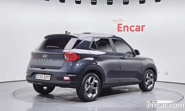 Hyundai Venue 2021 1.6 автомат (гидро), миниатюра 2 Hyundai Venue 2021 1.6 автомат (гидро), миниатюра 2