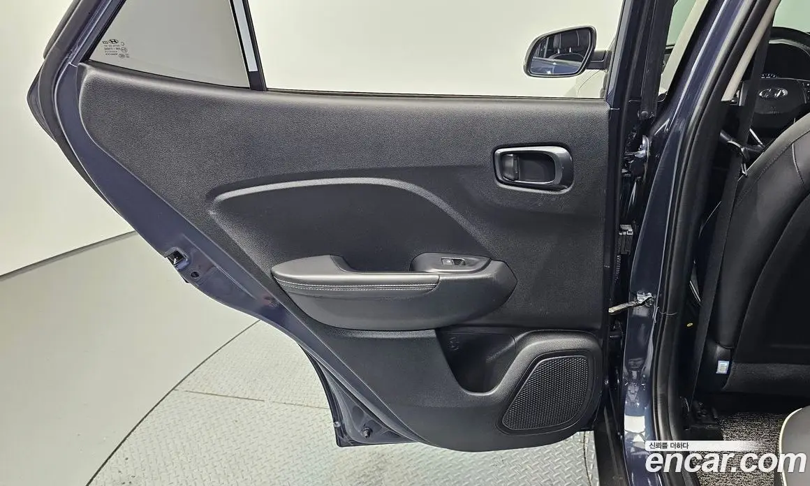 Hyundai Venue 2021 1.6 автомат (гидро), фото 15 Hyundai Venue 2021 1.6 автомат (гидро), фото 15