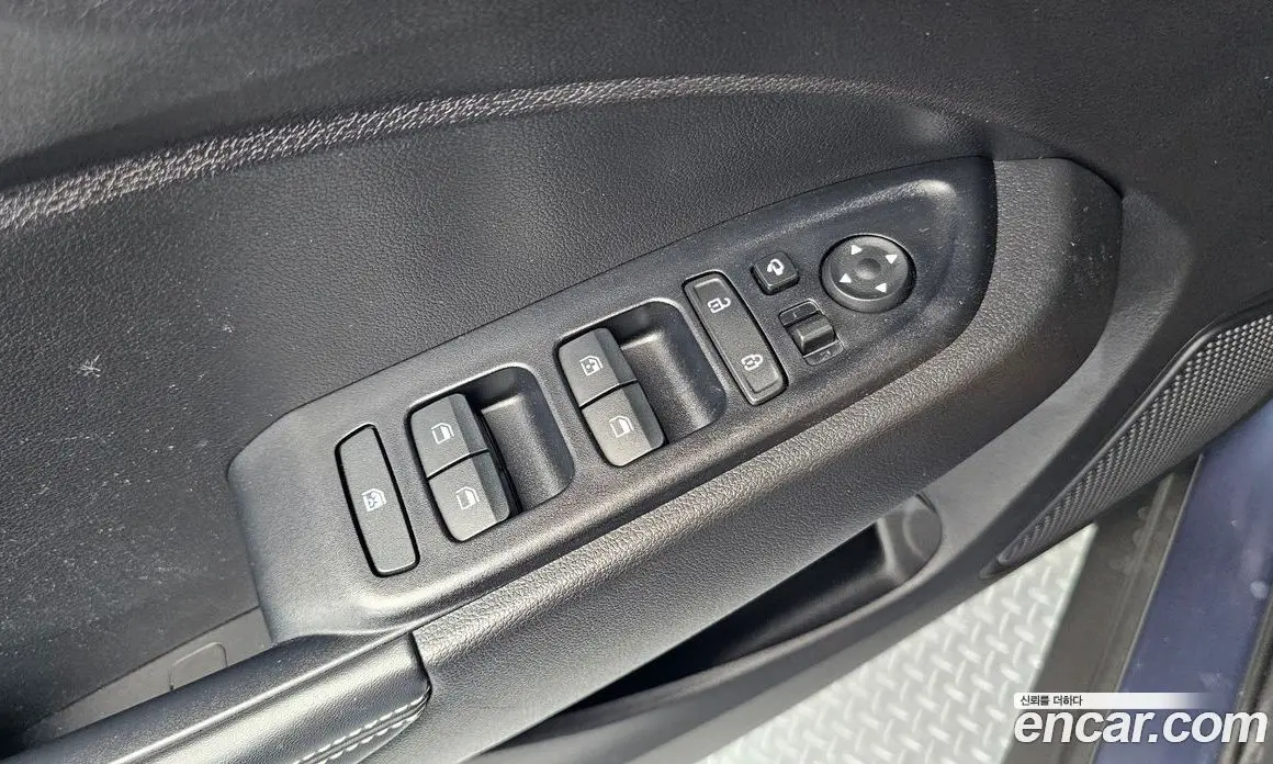 Hyundai Venue 2021 1.6 автомат (гидро), фото 25 Hyundai Venue 2021 1.6 автомат (гидро), фото 25