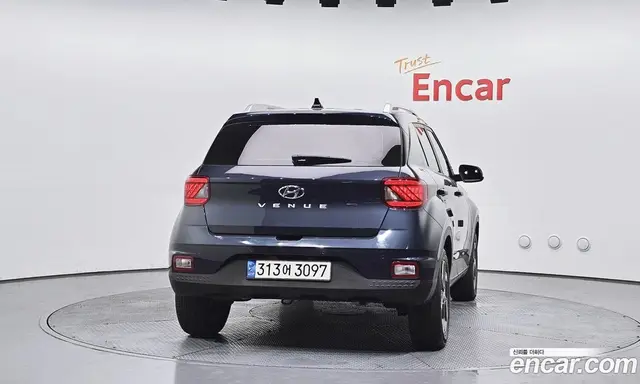 Hyundai Venue 2021 1.6 автомат (гидро), миниатюра 4 Hyundai Venue 2021 1.6 автомат (гидро), миниатюра 4