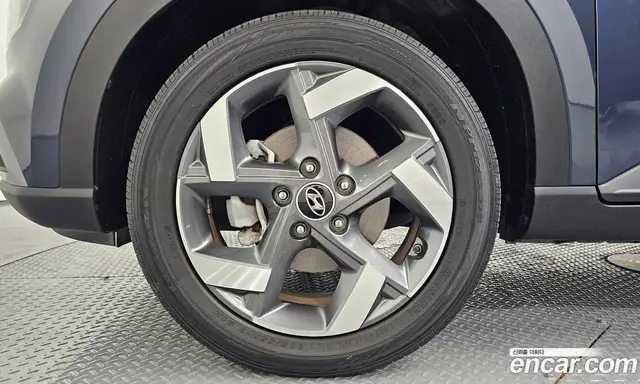 Hyundai Venue 2021 1.6 автомат (гидро), миниатюра 5 Hyundai Venue 2021 1.6 автомат (гидро), миниатюра 5