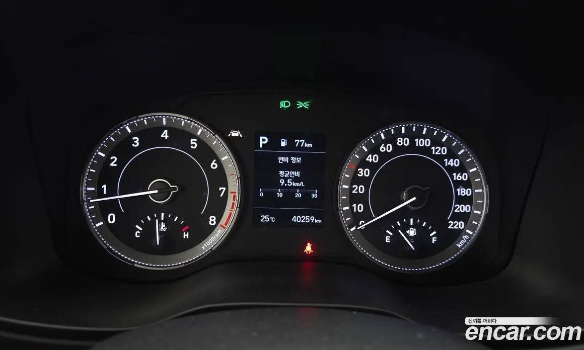 Hyundai Venue 2022 1.6 автомат (гидро), фото 10 Hyundai Venue 2022 1.6 автомат (гидро), фото 10