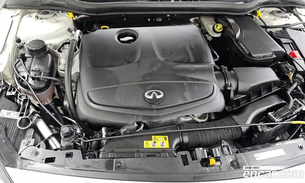 Infiniti Q30 2019 2.0 автомат (гидро), фото 5