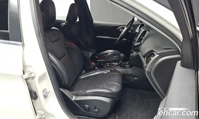 Jeep Cherokee 2019 2.4 автомат (гидро), миниатюра 12