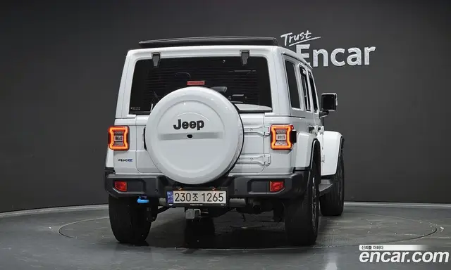 Jeep Wrangler 2022 2.0 автомат (гидро), миниатюра 4 Jeep Wrangler 2022 2.0 автомат (гидро), миниатюра 4