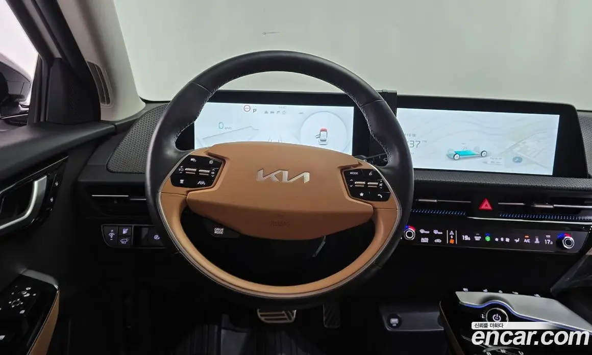 Kia EV6 2023 0.1 автомат (гидро), фото 18 Kia EV6 2023 0.1 автомат (гидро), фото 18