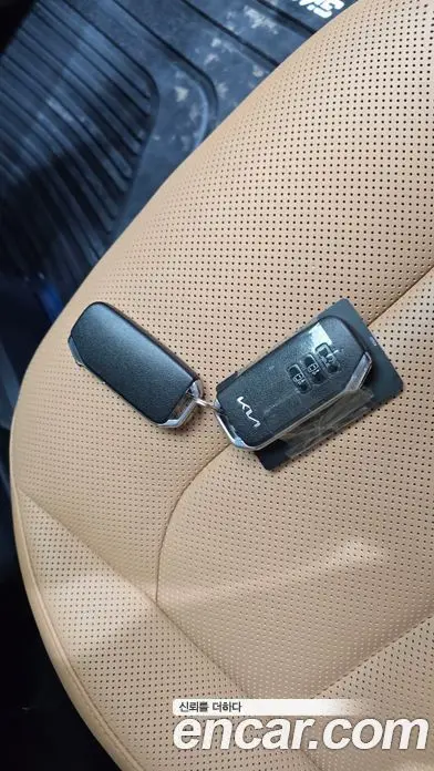 Kia EV6 2023 0.1 автомат (гидро), фото 20 Kia EV6 2023 0.1 автомат (гидро), фото 20